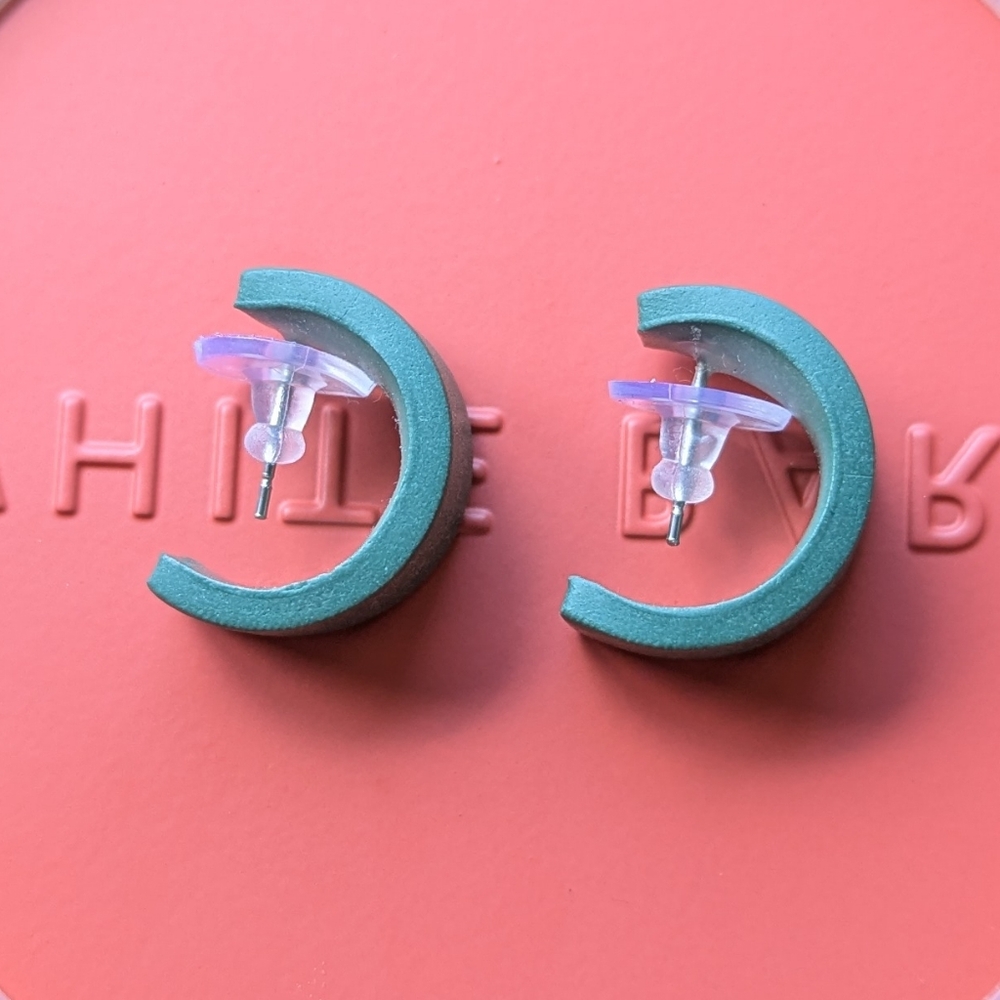 Huggies Earrings - Mini Hoops